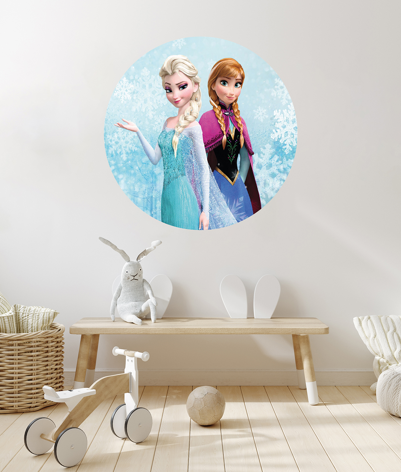 Frozen Elsa ve Anna Duvar Kağıdı - Çocuk Odası İçin Eğlenceli Tasarım - Görsel 2