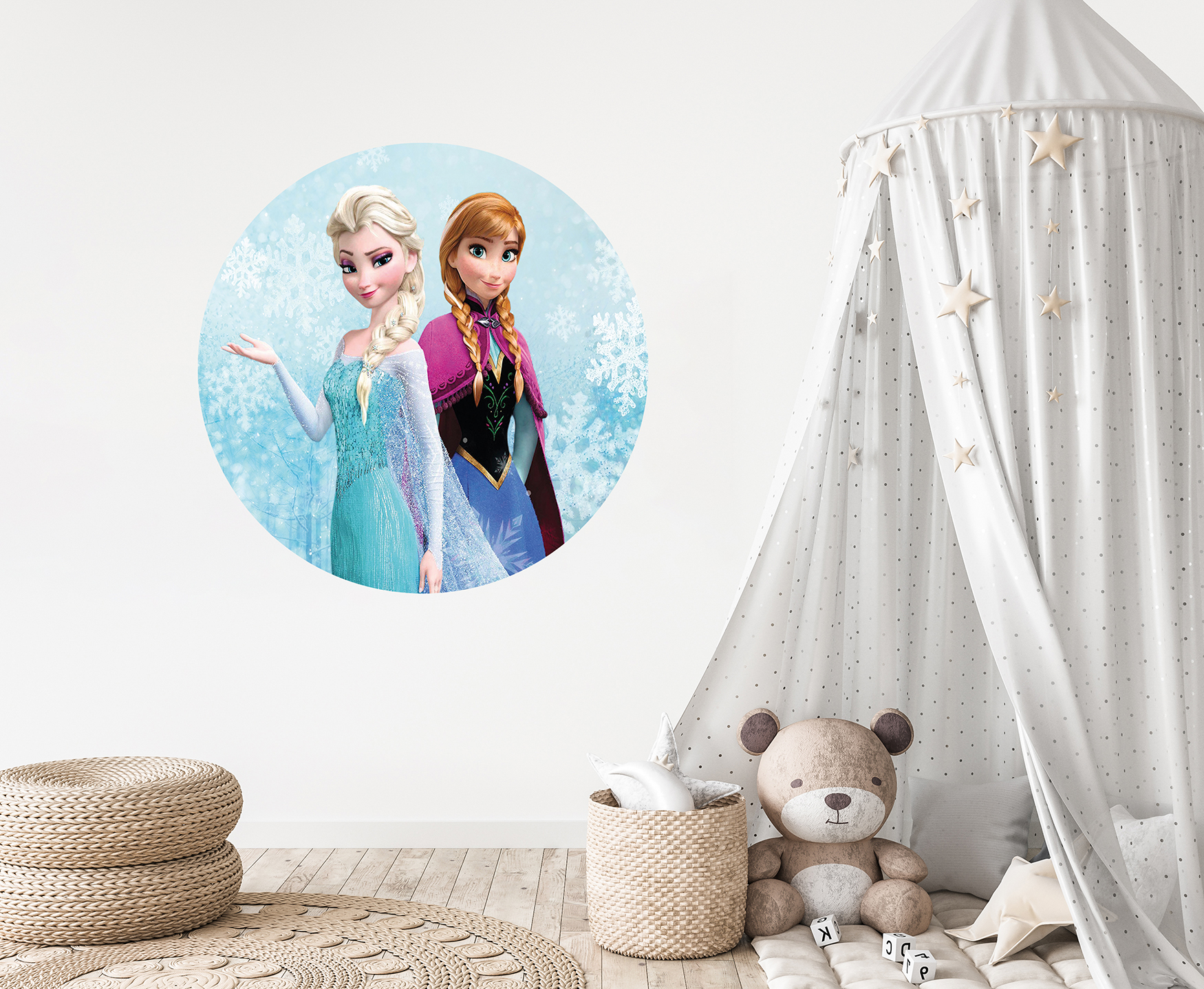 Frozen Elsa ve Anna Duvar Kağıdı - Çocuk Odası İçin Eğlenceli Tasarım