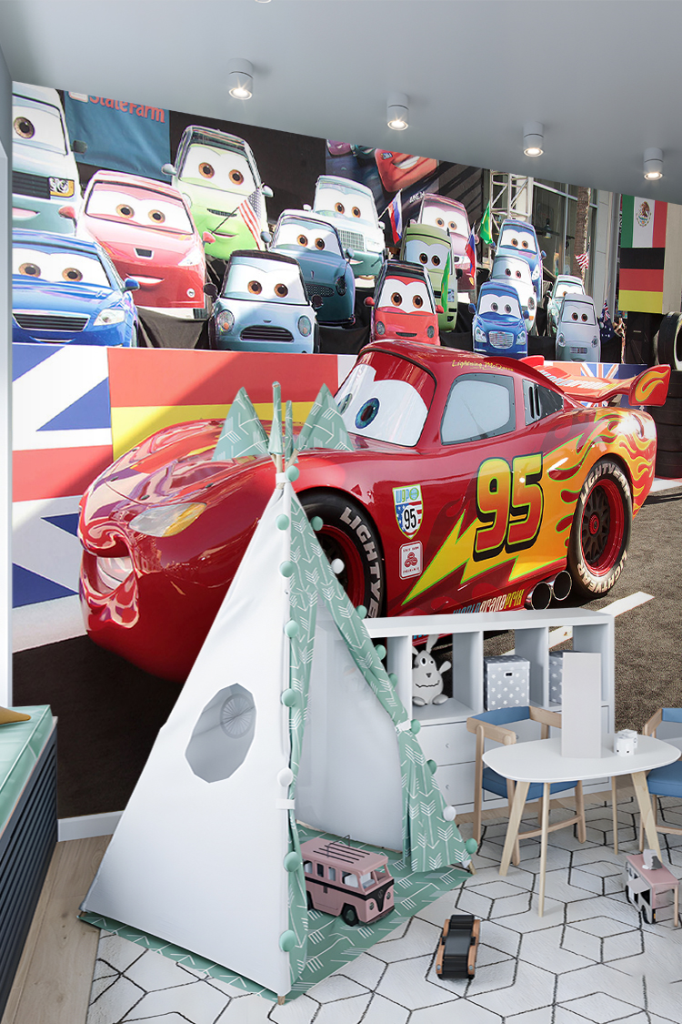 Cars Filminden Lightning McQueen Duvar Kağıdı - Görsel 5